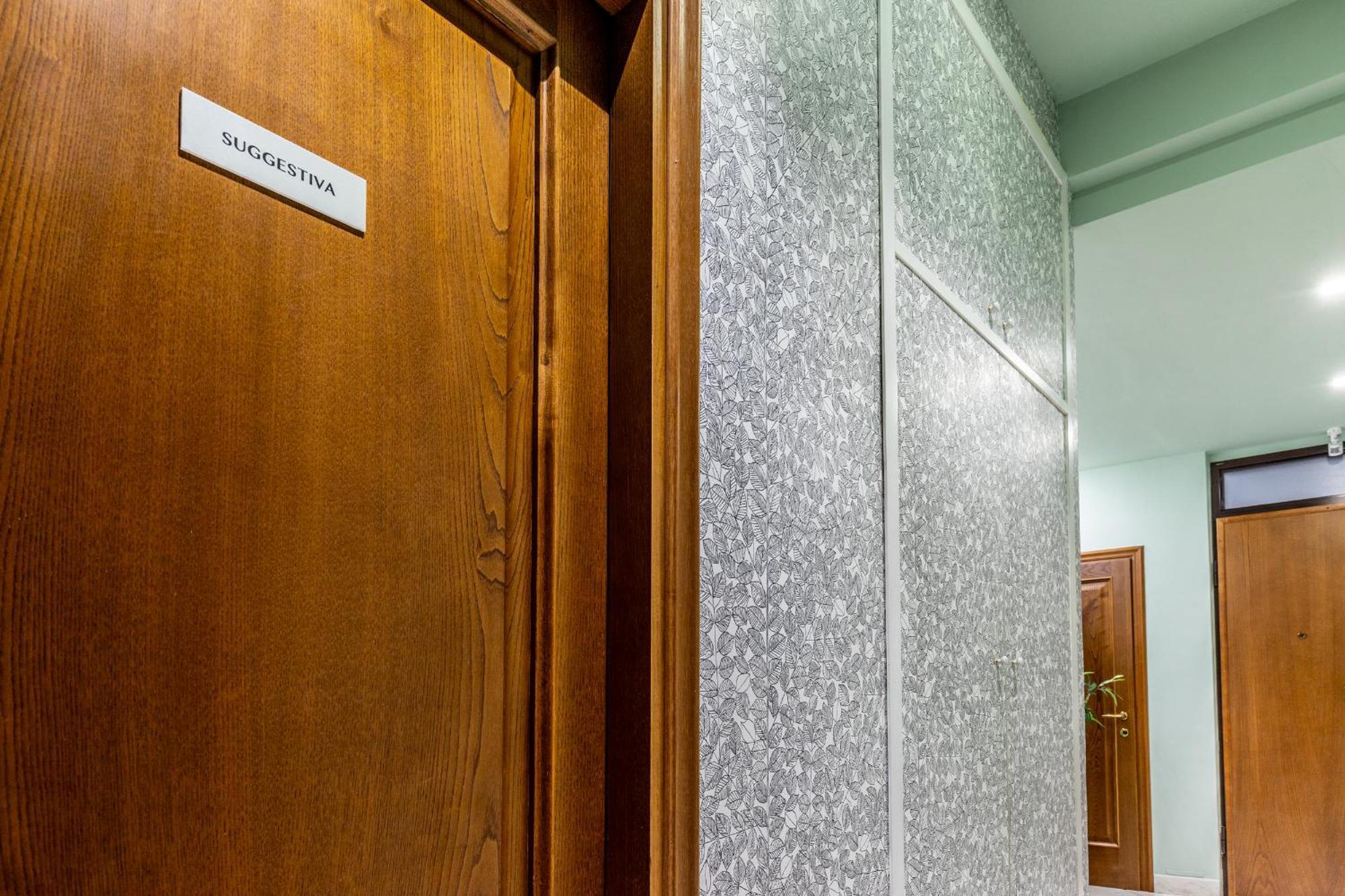 Ale House Hotel Arezzo Bagian luar foto