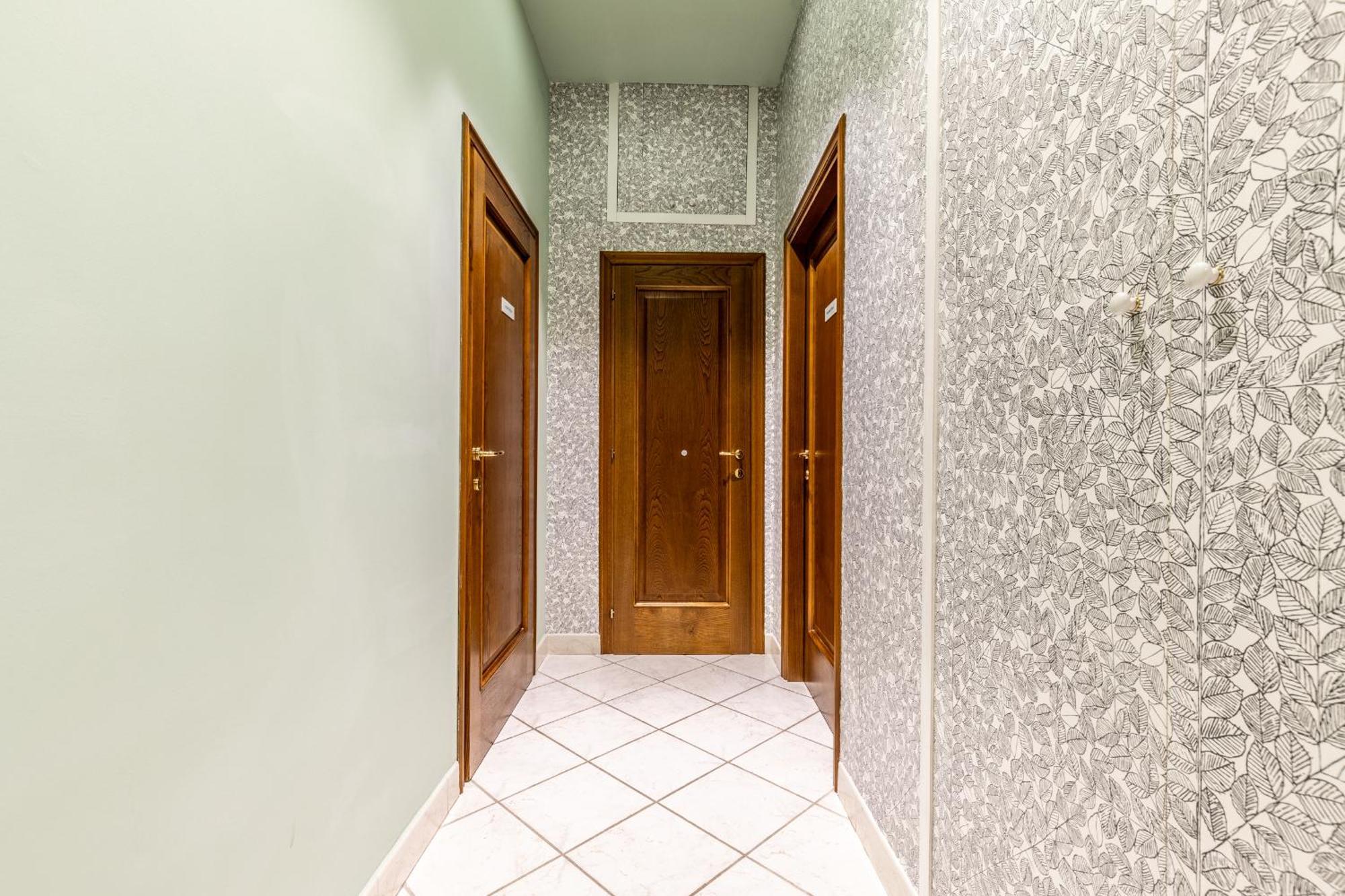 Ale House Hotel Arezzo Bagian luar foto