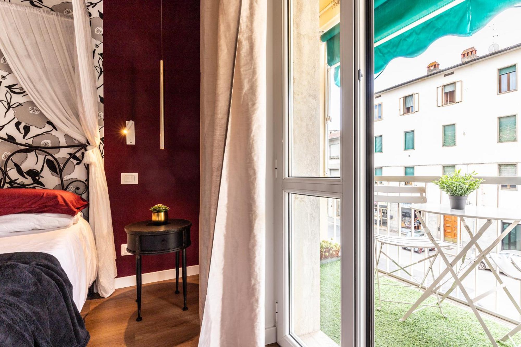 Ale House Hotel Arezzo Bagian luar foto